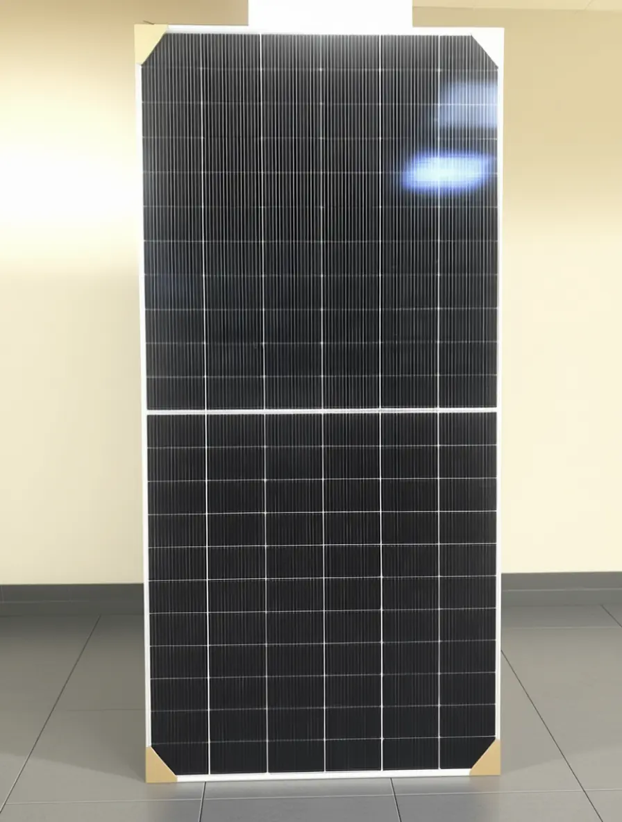 تصویر از موجودی انبار پنل خورشیدی 615 وات بایفیشیال ترینا سولار